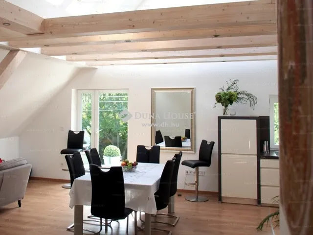 Eladó ház Budapest II. kerület 307 nm