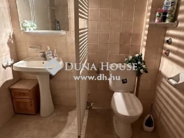 Eladó ház Budapest II. kerület 286 nm