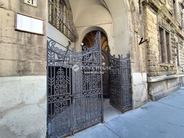 Eladó lakás Budapest VI. kerület, Nagykörúton kívüli terület 93 nm