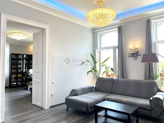 Eladó lakás Budapest VI. kerület, Nagykörúton belüli terület 99 nm