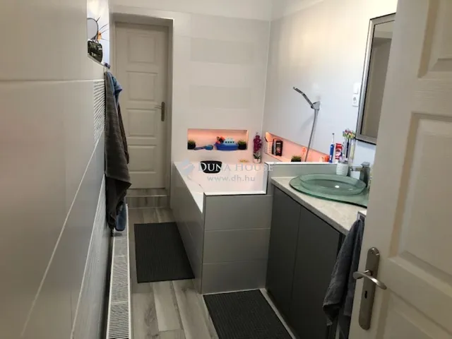 Eladó ház Budapest XVIII. kerület 156 nm