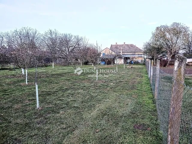 Eladó ház Szeged, Béketelep 132 nm