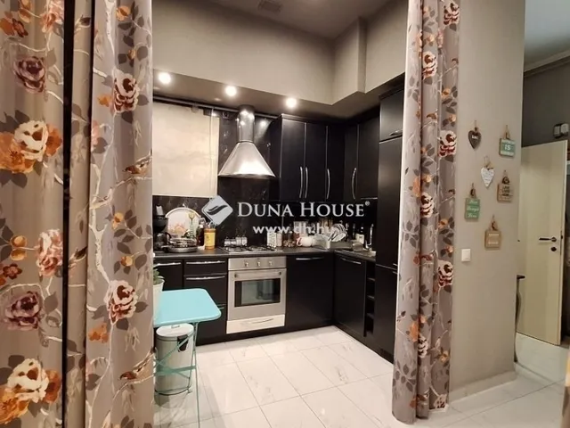 Eladó lakás Budapest I. kerület 67 nm