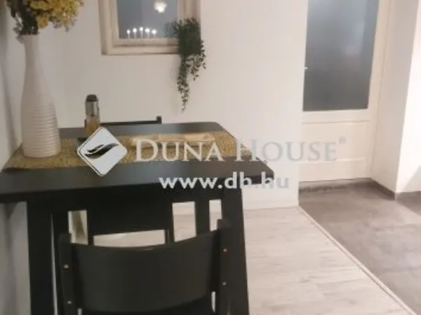 Eladó lakás Budapest VI. kerület 89 nm