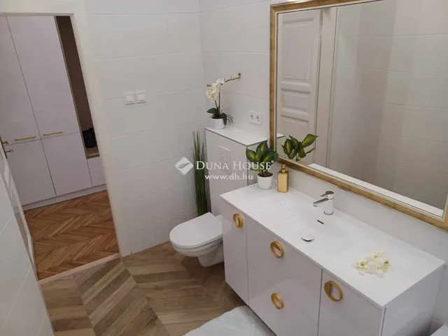 Eladó lakás Budapest VII. kerület 69 nm