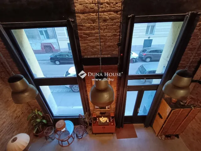 Eladó kereskedelmi és ipari ingatlan Budapest VIII. kerület, Józsefváros 106 nm