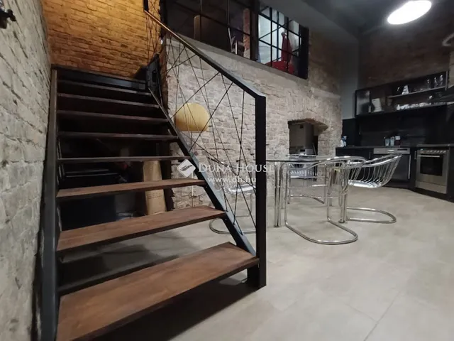 Eladó kereskedelmi és ipari ingatlan Budapest VIII. kerület, Józsefváros 106 nm