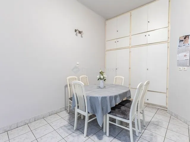 Eladó lakás Budapest VIII. kerület, Józsefváros 109 nm