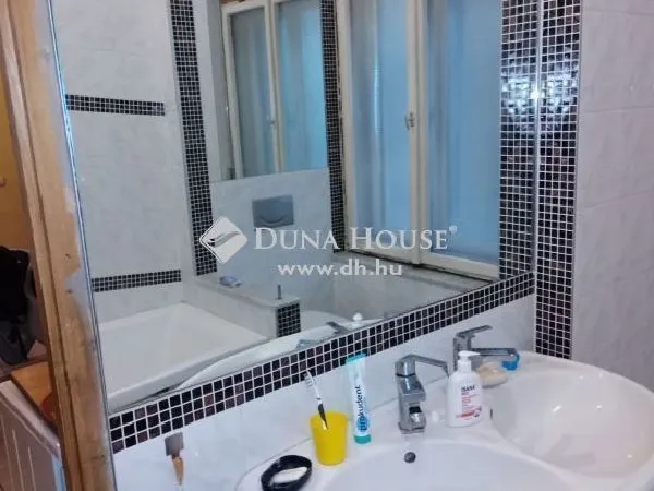 Eladó lakás Budapest VIII. kerület, Józsefváros 100 nm