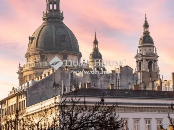 Eladó lakás Budapest VI. kerület, Nagykörúton belüli terület 76 nm