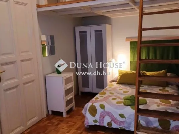 Eladó lakás Budapest VI. kerület, Nagykörúton belüli terület 115 nm