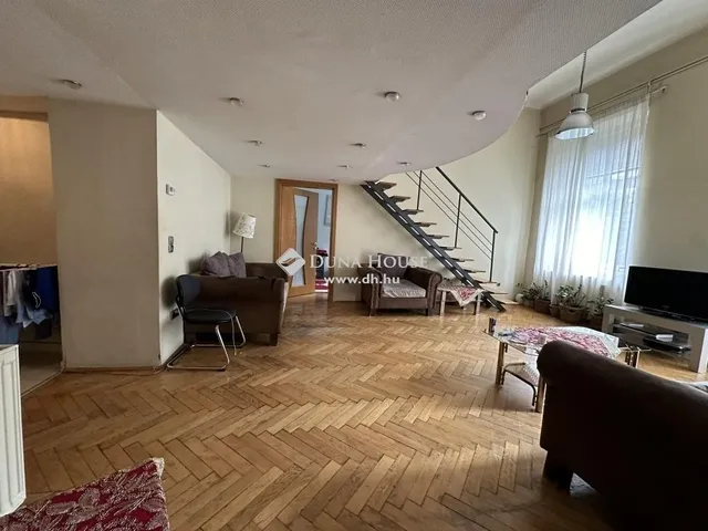 Eladó lakás Budapest VI. kerület, Nagykörúton belüli terület 106 nm