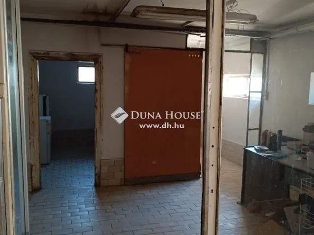 Eladó ház Budapest XVII. kerület, Rákosliget 334 nm