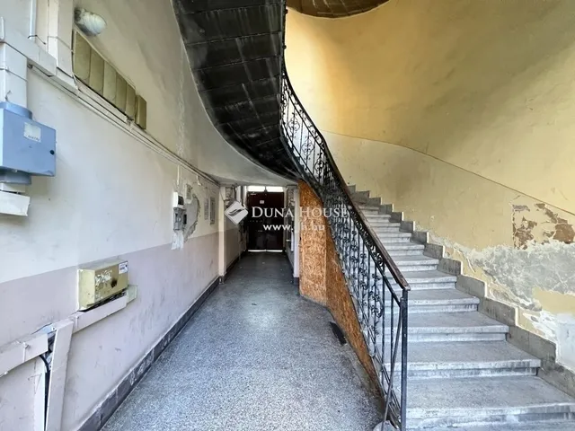 Eladó lakás Budapest VIII. kerület, Józsefváros 79 nm