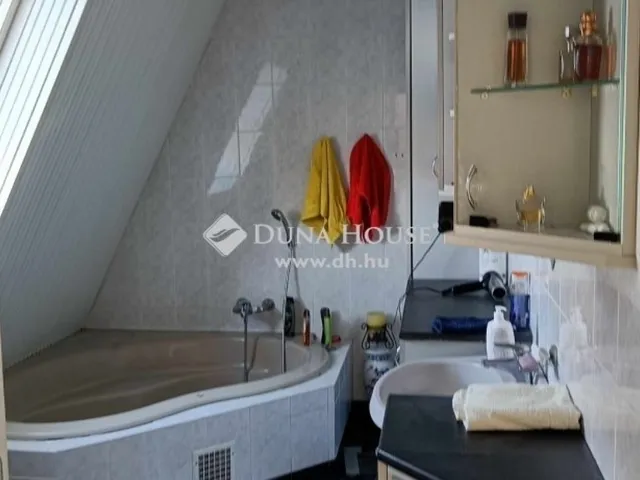 Eladó ház Budapest XVII. kerület, Rákosliget 249 nm