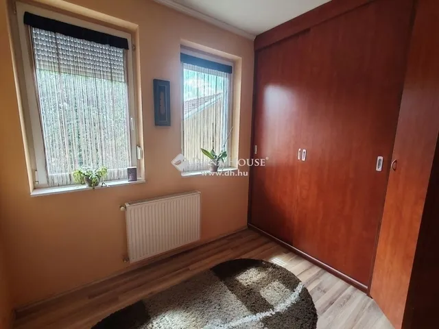 Eladó ház Budapest XVII. kerület, Szárazhegy 196 nm