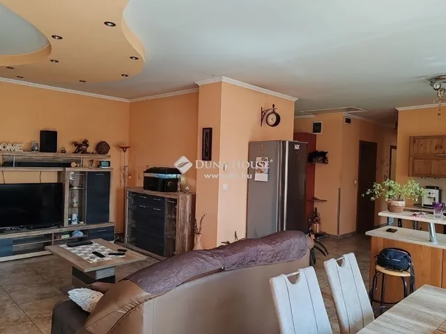 Eladó ház Budapest XVII. kerület, Szárazhegy 196 nm