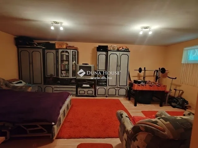 Eladó ház Budapest XVII. kerület, Szárazhegy 196 nm