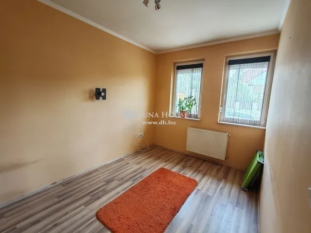 Eladó ház Budapest XVII. kerület, Szárazhegy 196 nm