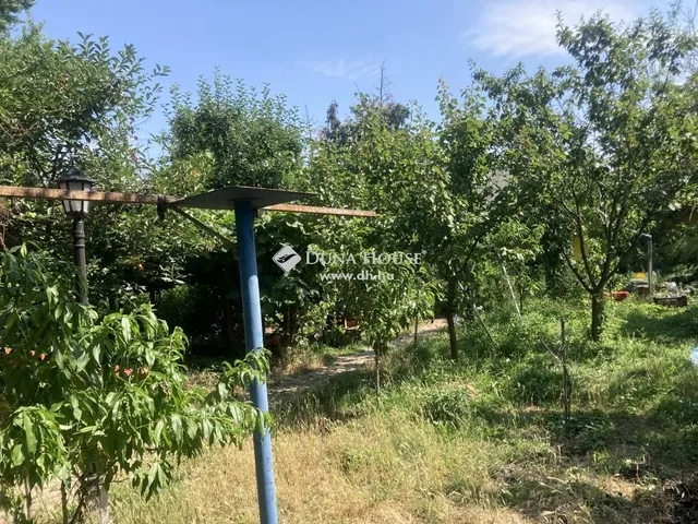 Eladó ház Budapest XVI. kerület 281 nm