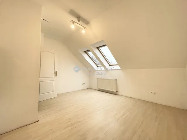 Eladó ház Budapest XVIII. kerület, Bókaytelep 390 nm