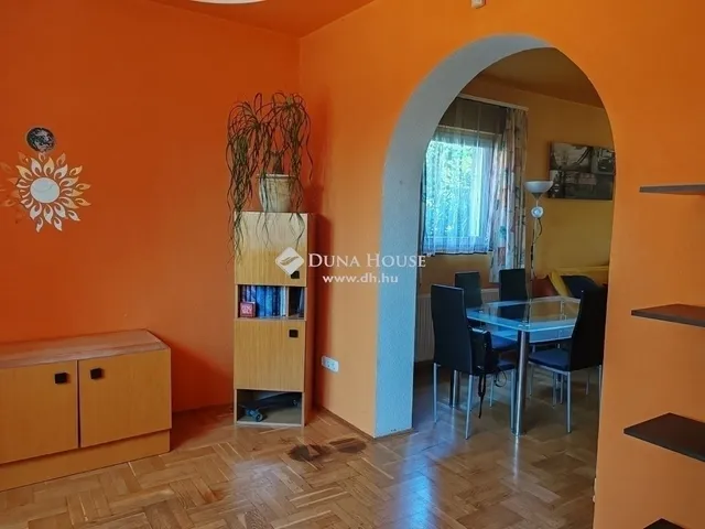 Eladó ház Budapest XVI. kerület 132 nm