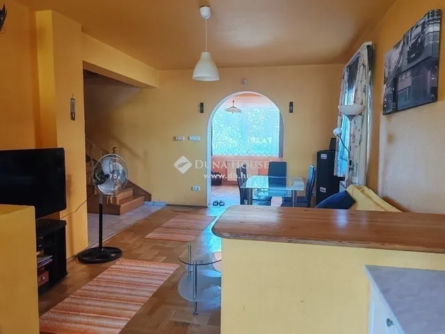 Eladó ház Budapest XVI. kerület 132 nm