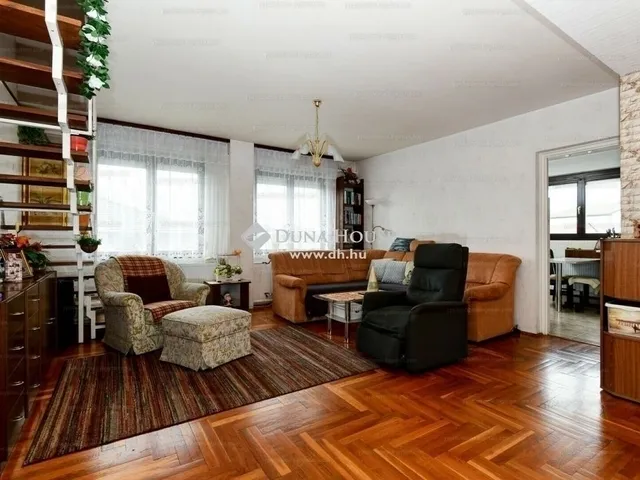 Eladó ház Budapest XXI. kerület 305 nm