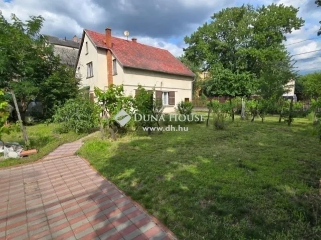Eladó ház Budapest XV. kerület, Pestújhely 160 nm