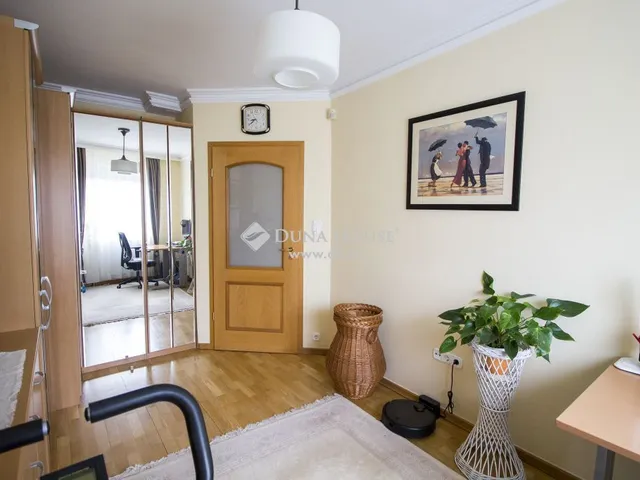 Eladó lakás Budapest XII. kerület 80 nm
