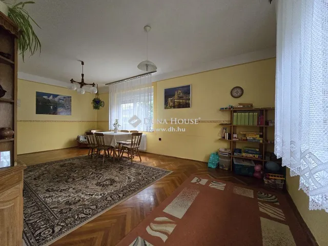 Eladó ház Budapest XIV. kerület 203 nm