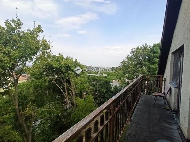 Eladó lakás Budapest XII. kerület, Németvölgy 145 nm