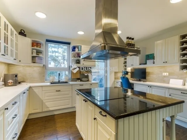 Eladó ház Göd 220 nm