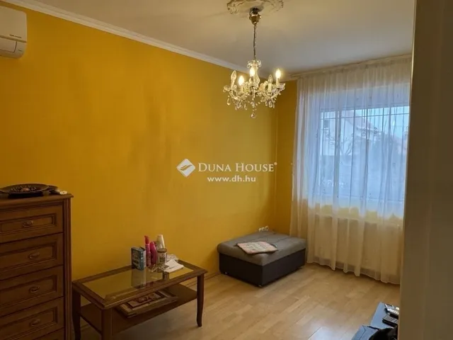 Eladó ház Fót 200 nm