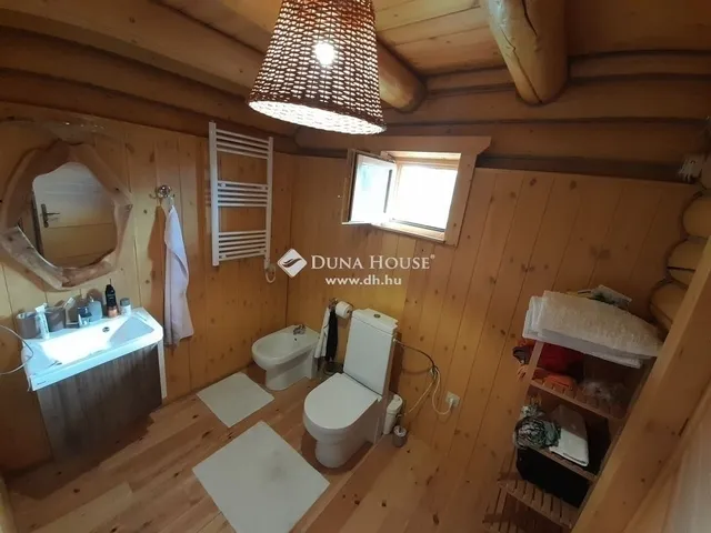 Eladó ház Mogyoród 240 nm