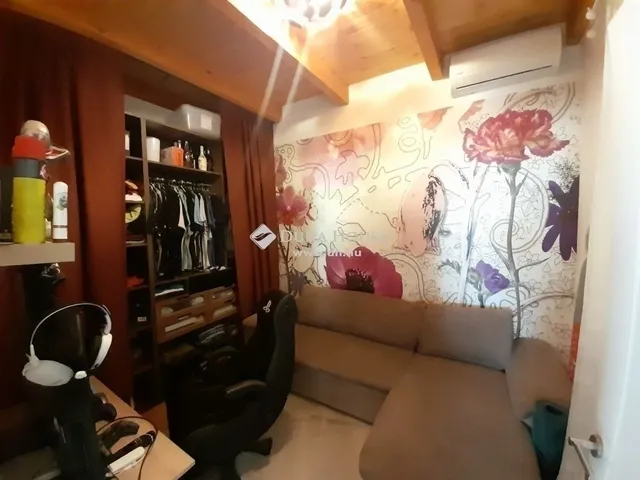 Eladó ház Mogyoród 240 nm