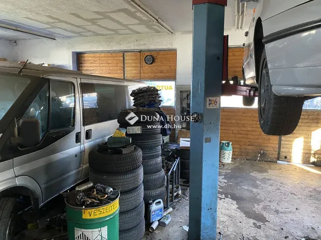 Eladó ház Százhalombatta 336 nm