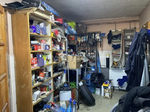 Eladó ház Százhalombatta 336 nm