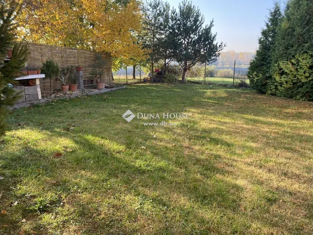 Eladó ház Százhalombatta 336 nm