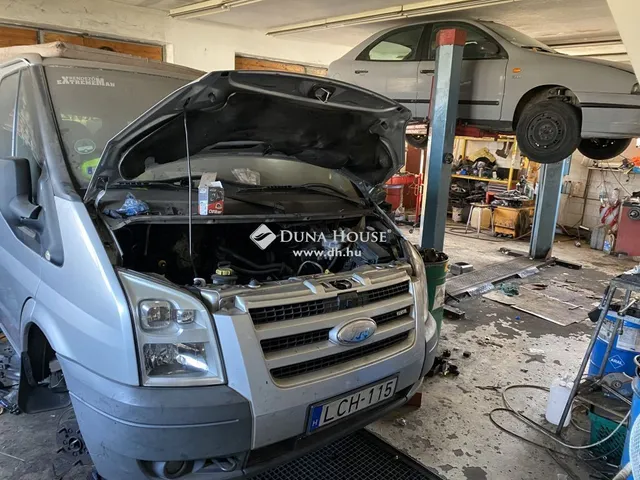 Eladó ház Százhalombatta 336 nm