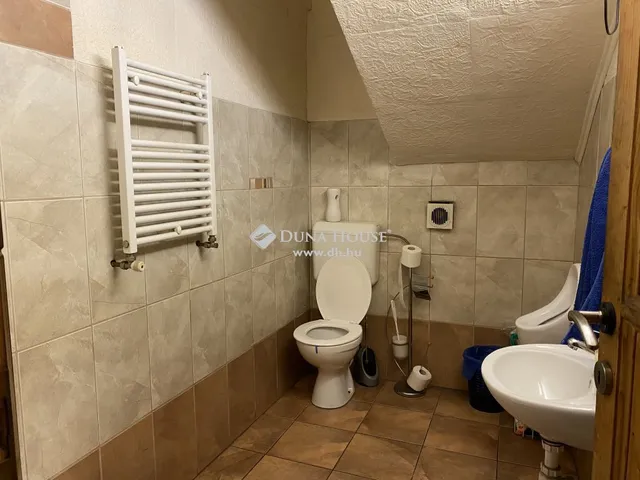 Eladó ház Százhalombatta 336 nm