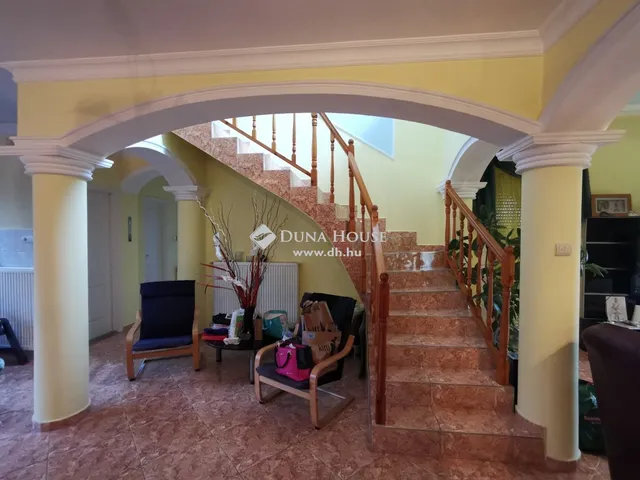 Eladó ház Érd 191 nm