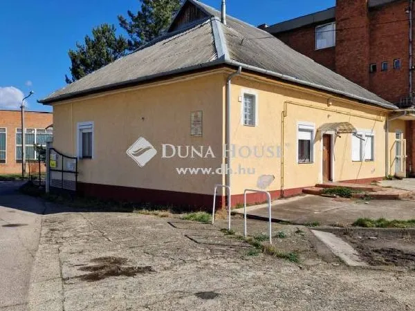 Eladó ház Nagykőrös 655 nm
