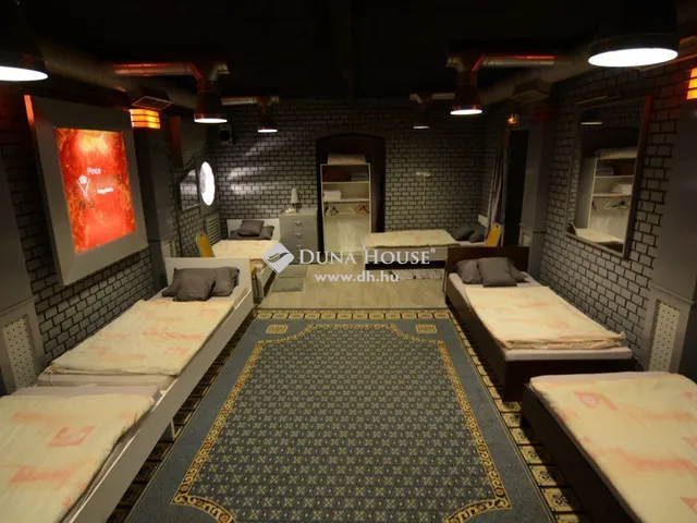 Eladó kereskedelmi és ipari ingatlan Nagykőrös 700 nm