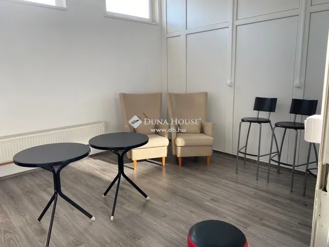 Eladó ház Sződliget 411 nm