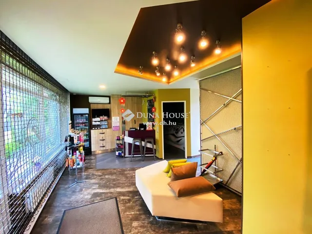 Eladó kereskedelmi és ipari ingatlan Tápiószecső 366 nm