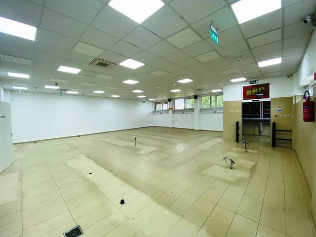 Eladó kereskedelmi és ipari ingatlan Tápiószecső 366 nm