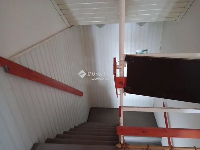 Eladó kereskedelmi és ipari ingatlan Dunaharaszti 489 nm