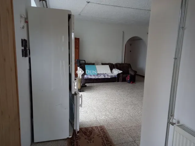 Eladó kereskedelmi és ipari ingatlan Dunaharaszti 489 nm