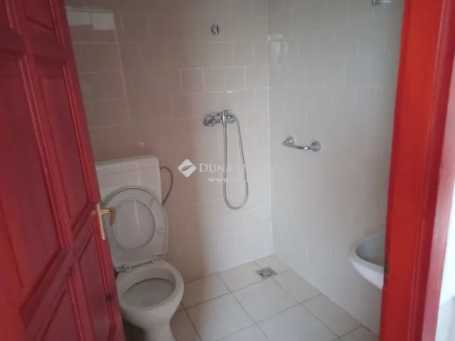 Eladó kereskedelmi és ipari ingatlan Dunaharaszti 489 nm